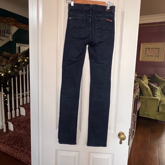 Classic Blue Women's Jeans 7 for all mankind size 26 straight leg J330 - Picture 9 of 9